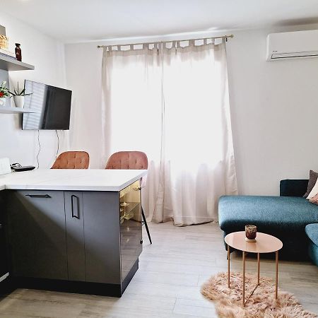 Apartman Maja **** Διαμέρισμα Σίμπενικ Εξωτερικό φωτογραφία